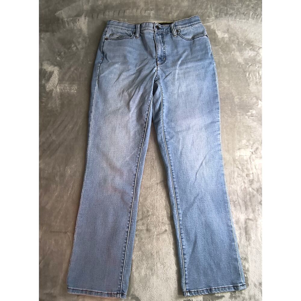 Land's End Women's Light Wash Blue Jeans - Size 10 - Straight Leg